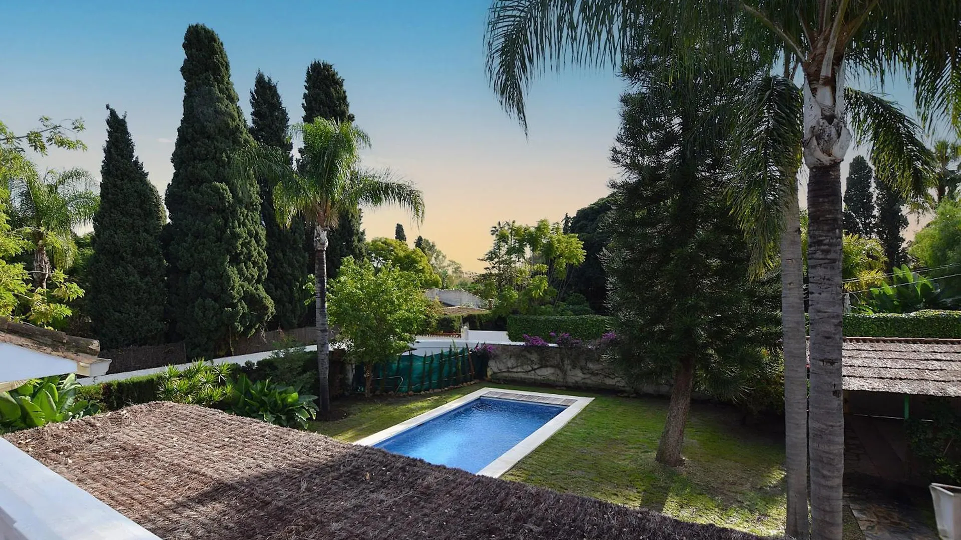 La Estrella Del Norte Marbella Spain